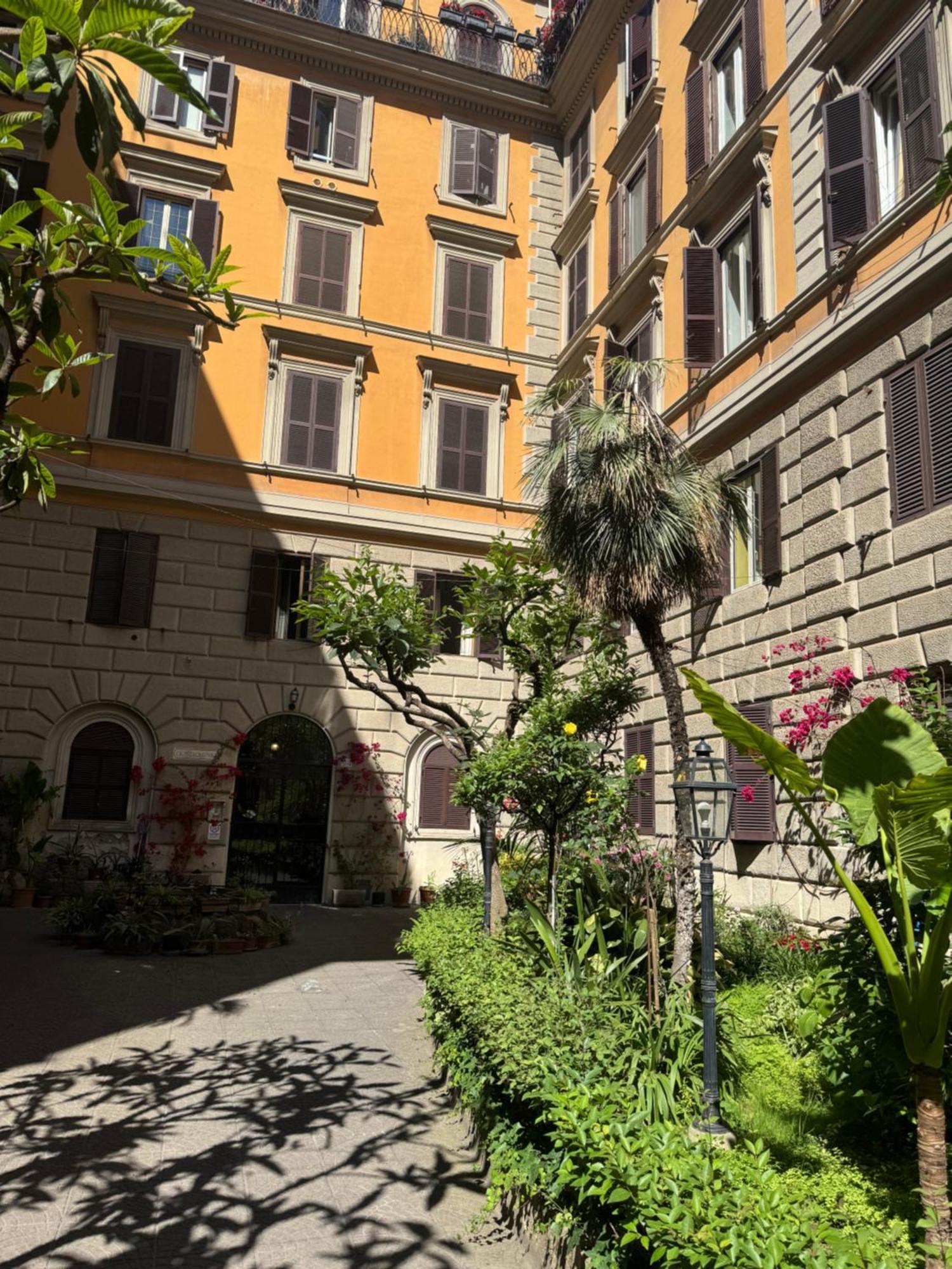 Appartamento Larisarooms Rome Exterior photo